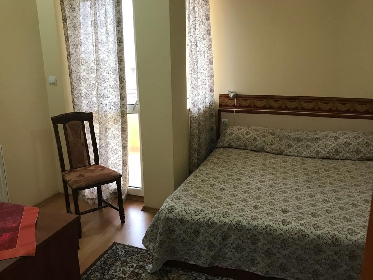 Hotel Triumph Yeni Zağra Dış mekan fotoğraf